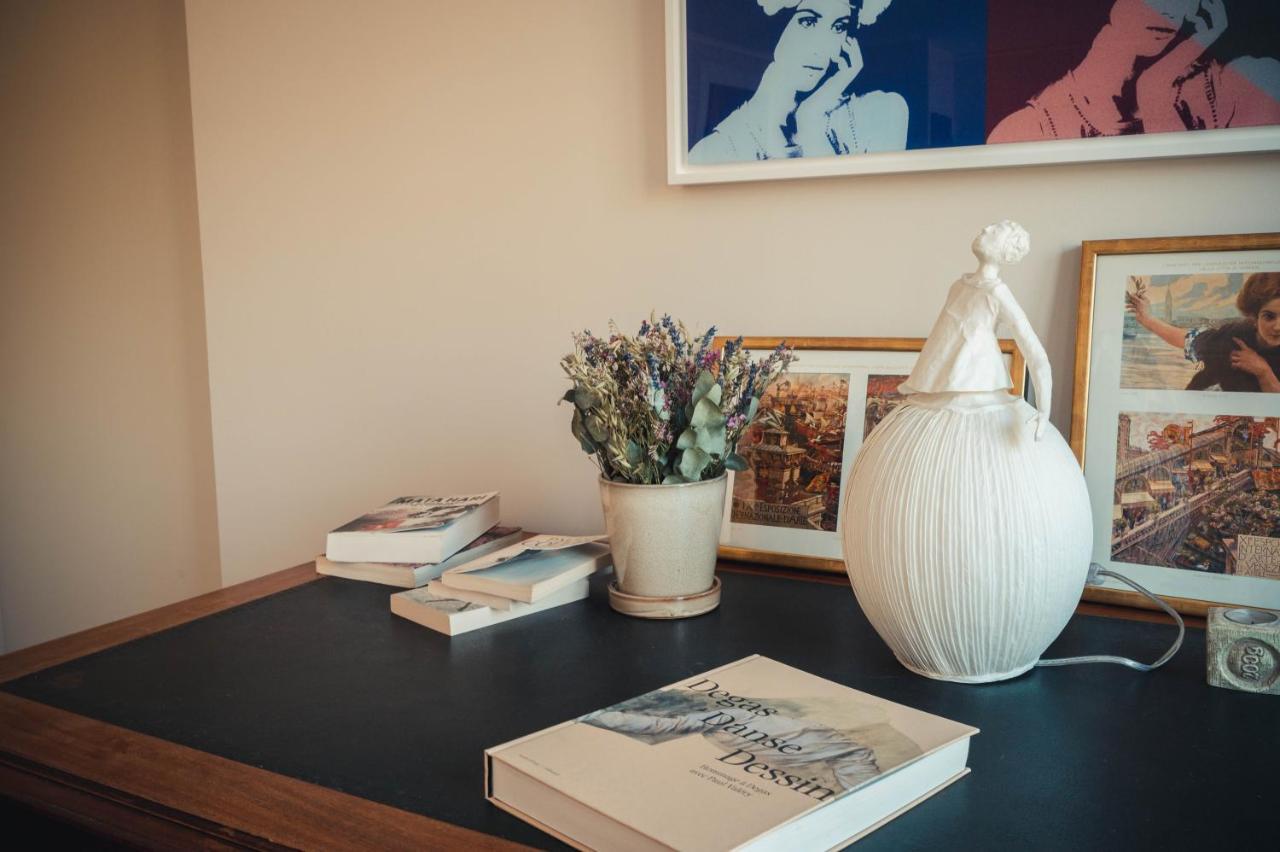 Bastide Du Bau Reddoun, Chambres D'Hotes, Maison D'Artiste En Provence 卡连 外观 照片